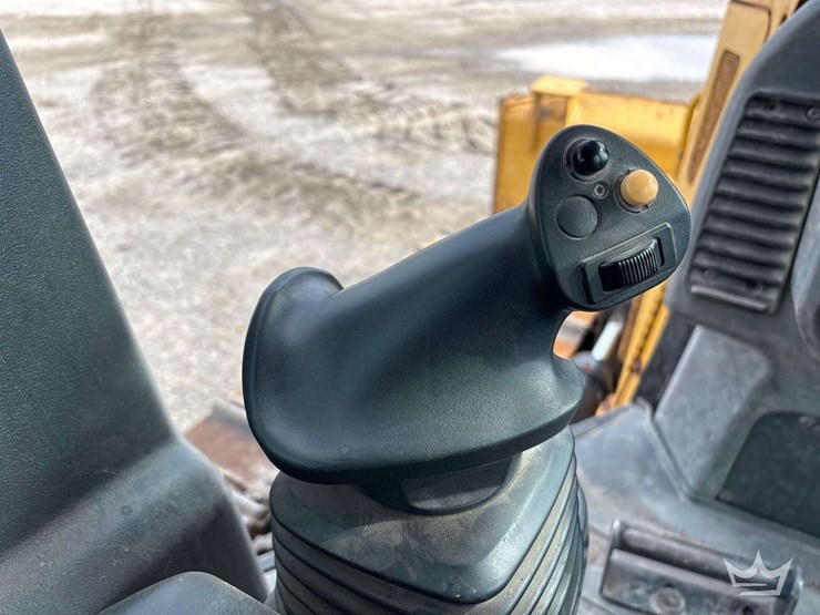 2020-caterpillar-d5k2-lgp-image-13