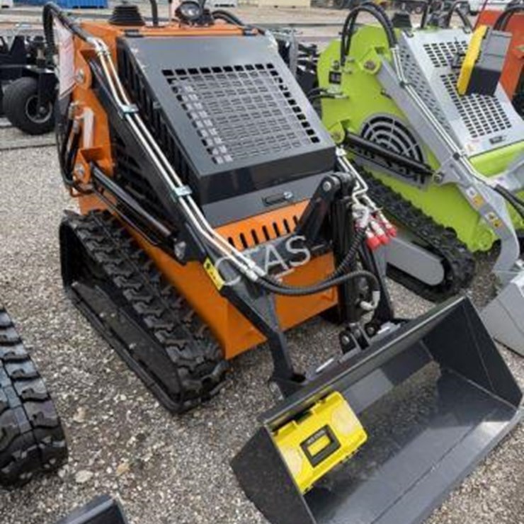 #68 • Land Honor Mini Skid Steer Loader