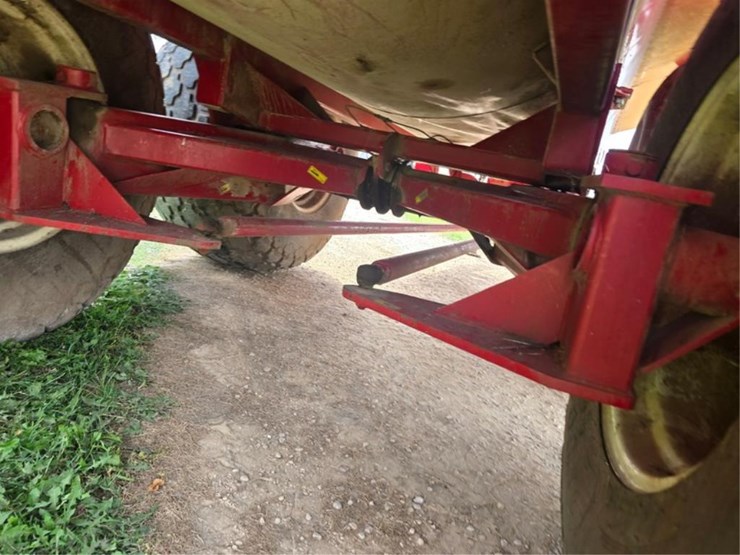 #22-•-2002-j-star-5600-manure-tank-image-9