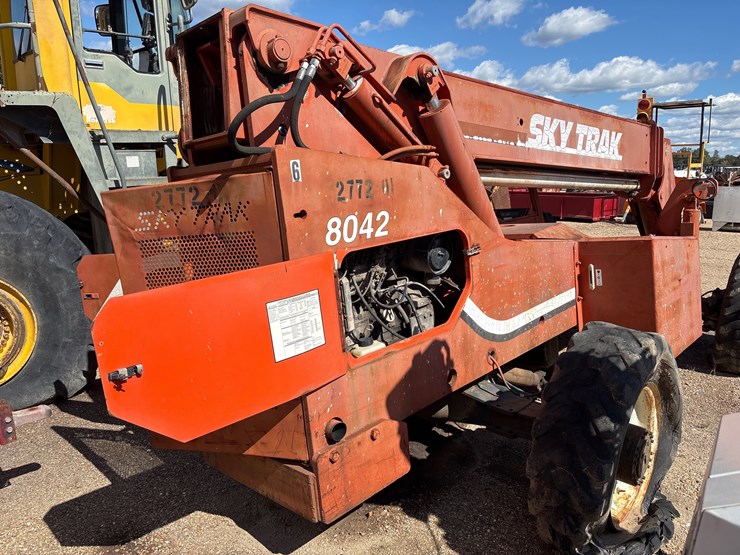 sky-trak-8042-image-4