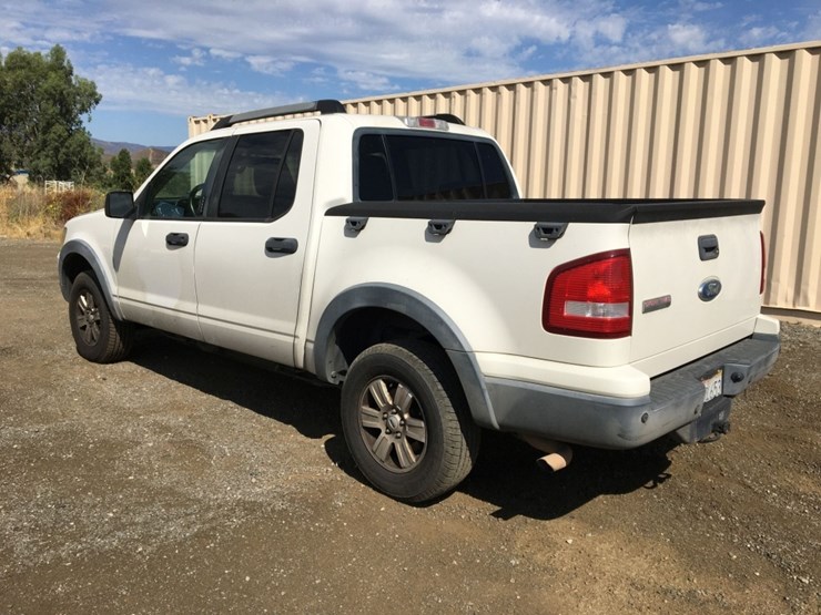 2009-ford-explorer-sport-trac-image-4