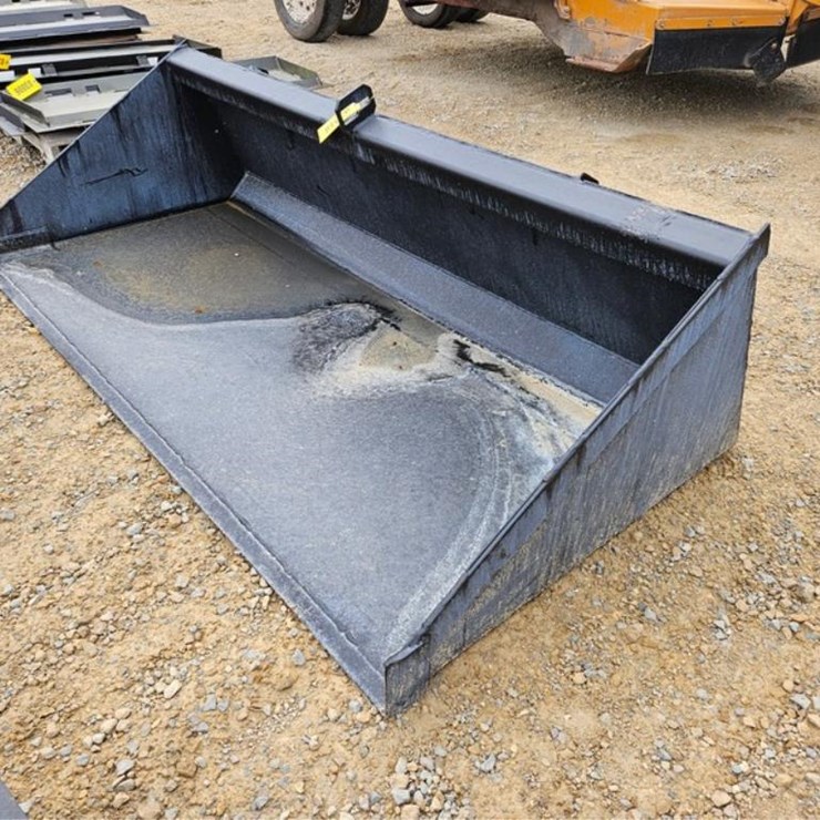 #3018 • 72" Material Bucket