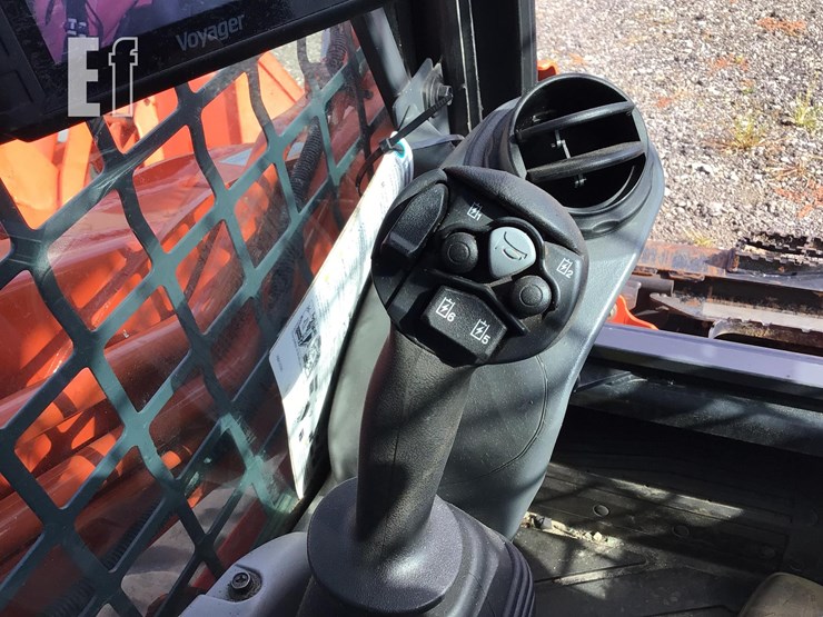 2024-kubota-svl97-2-image-12