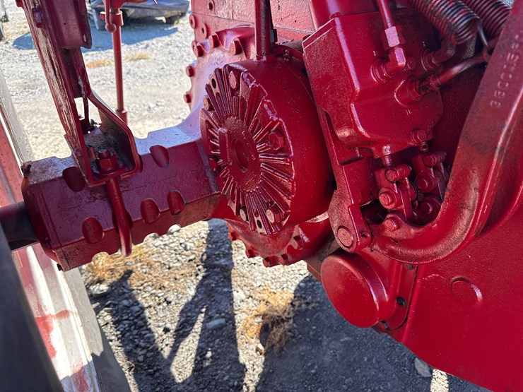 1965-international-706-image-28