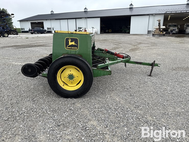 john-deere-8000-image-4