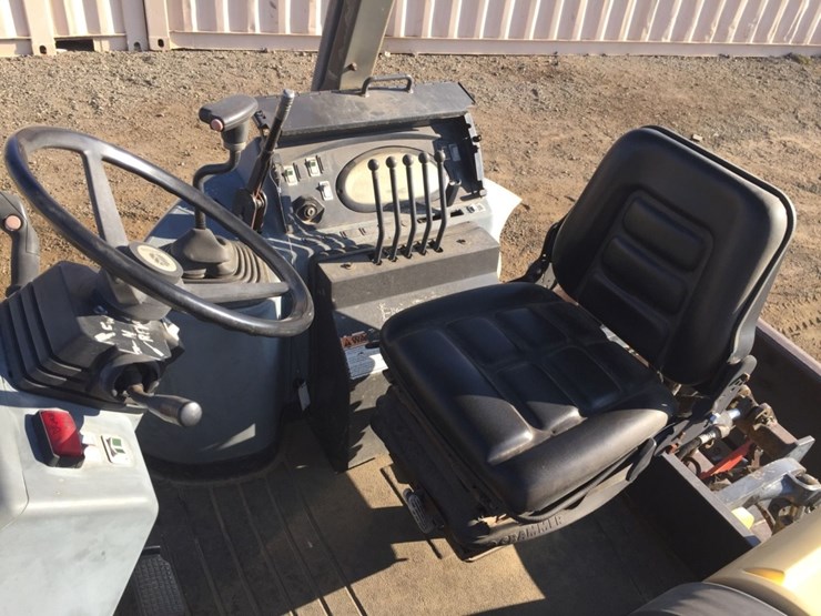 2005-new-holland-lv80-image-7