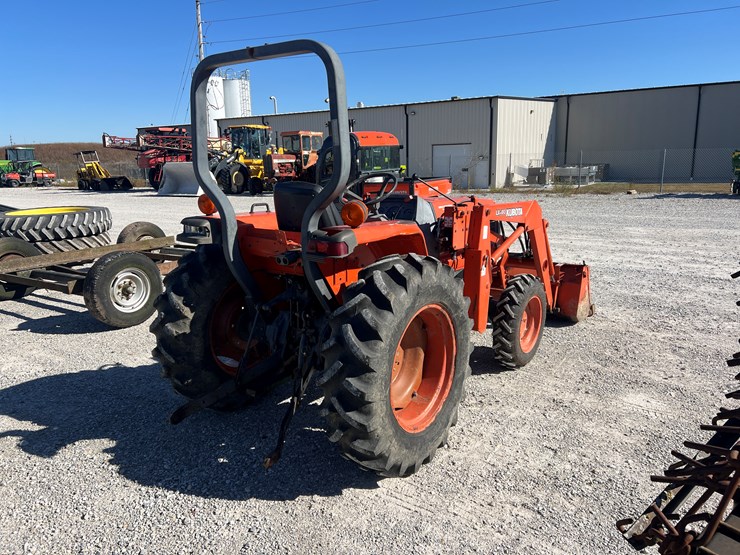 kubota-l2900-image-6