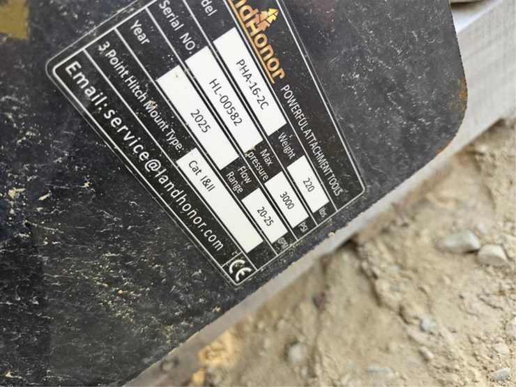 #3157-•-new-land-honor-pha-16-2c-3pt-hitch-adaptor-image-9