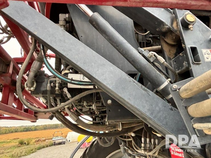 2019-case-ih-patriot-4440-image-51
