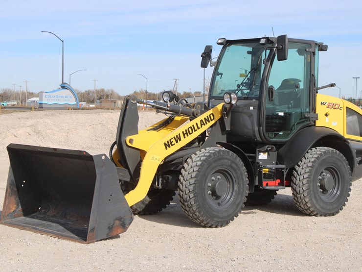 2021-new-holland-w80c-image-1