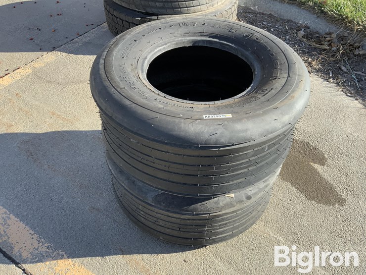 petlas-12.5l-15-implement-tires-image-1