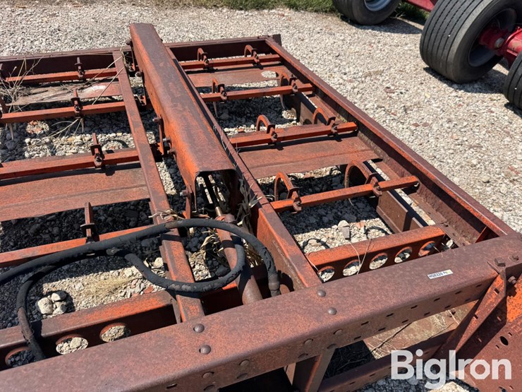 farmhand-bale-attachment-image-12