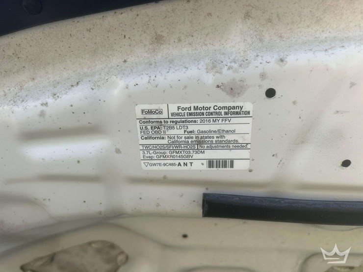 2016-ford-explorer-image-19