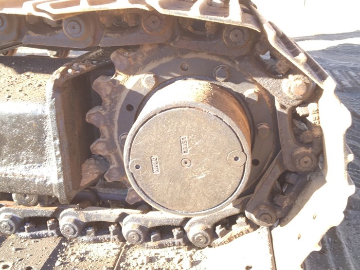 2006-caterpillar-305.5-image-7