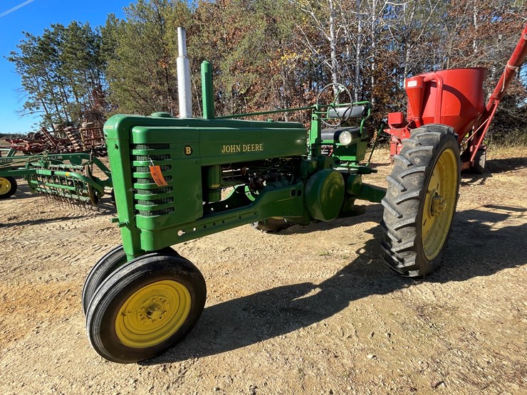 john-deere-b-image-1