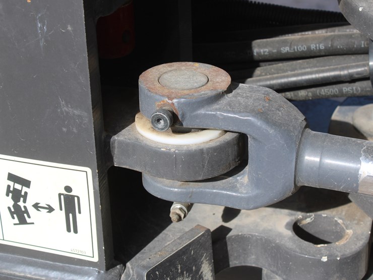 2021-new-holland-w80c-image-28