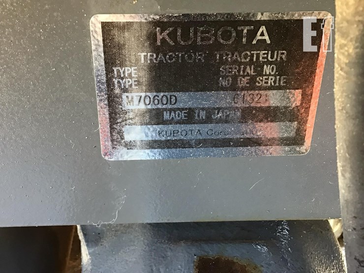 2015-kubota-m7060-image-25