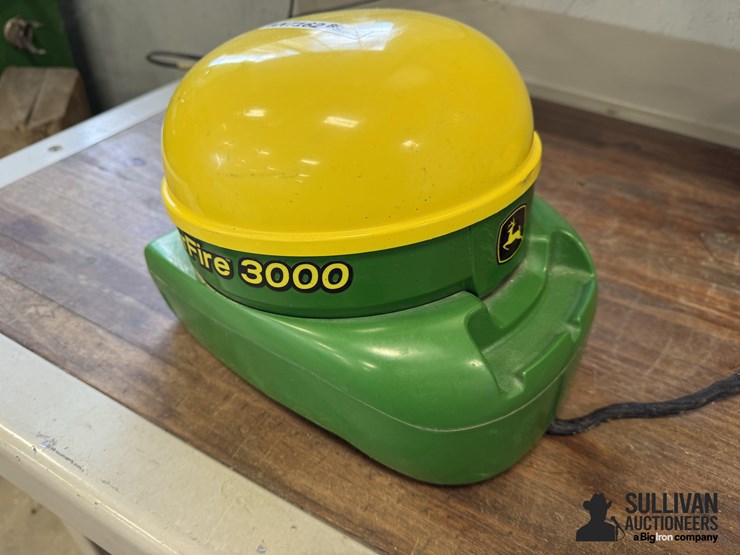 john-deere-3000-image-1