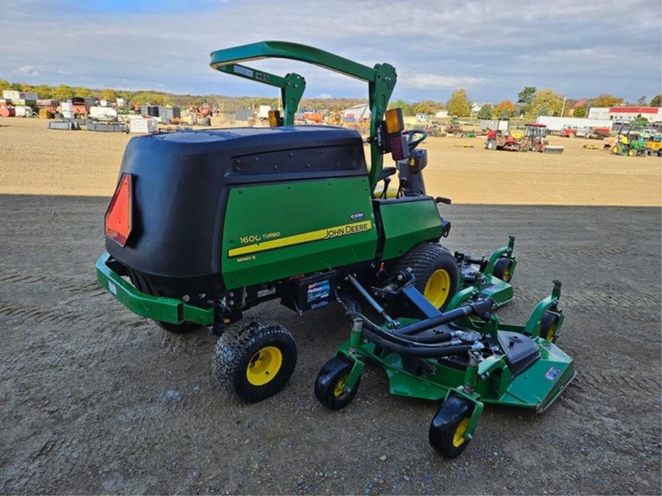 2021-john-deere-1600-turbo-image-5