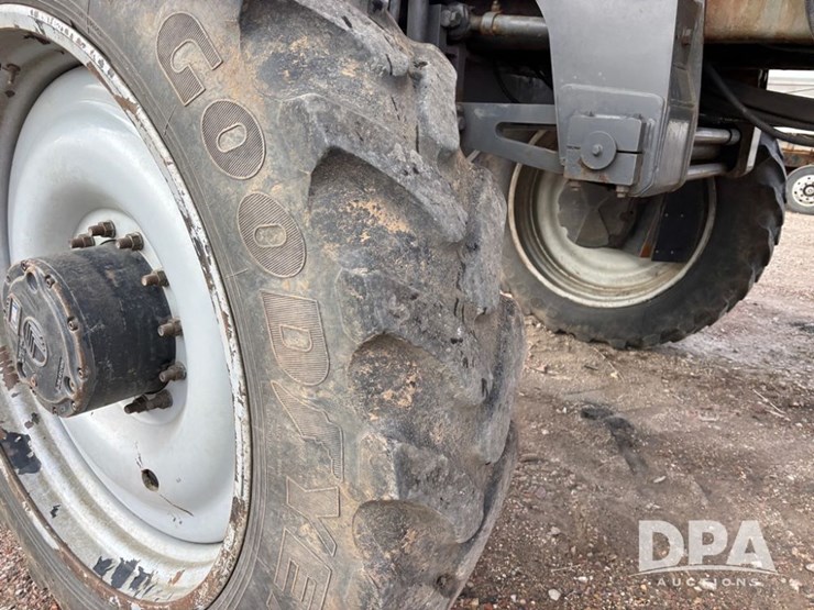 2014-ag-chem-rg1100-image-57