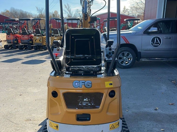 2025-cfg-xz20r-mini-excavator-image-6