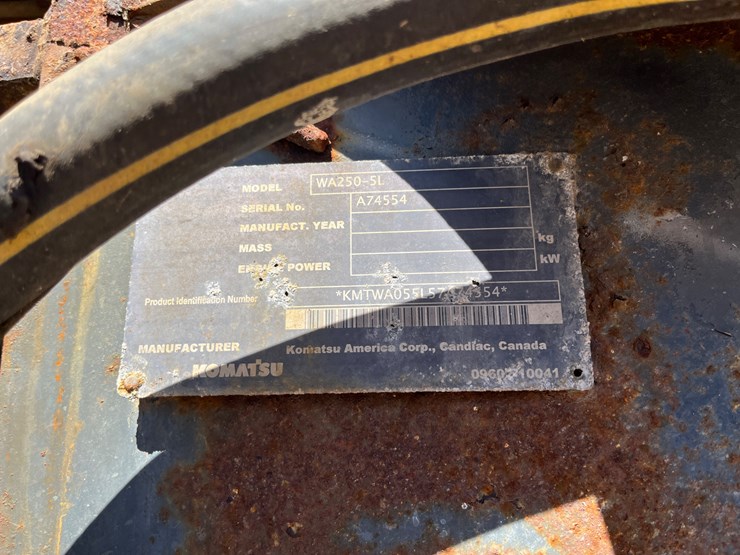 komatsu-wa250-image-21