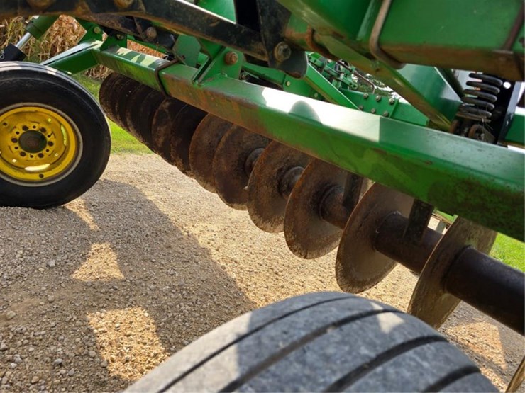 john-deere-714-image-18