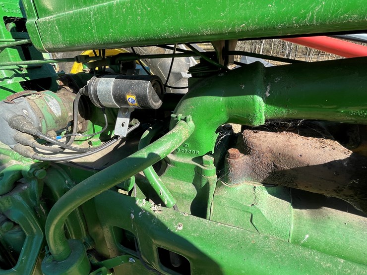 john-deere-b-image-26