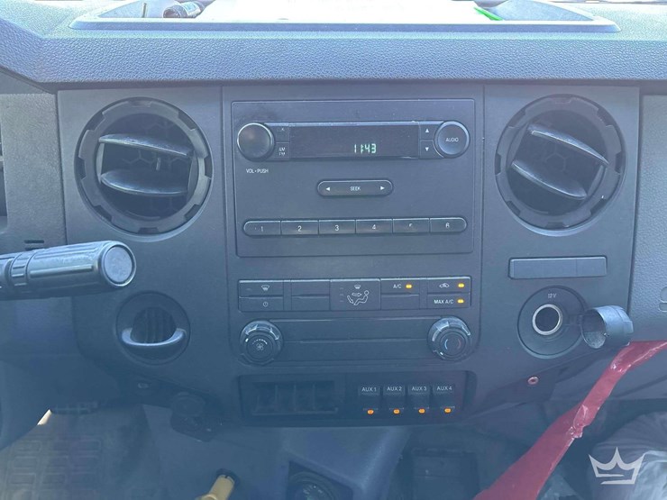 2017-ford-f650-image-11