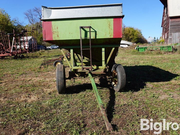 john-deere-1075-image-2