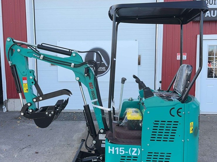 2025-agt-h15z-mini-excavator-image-8