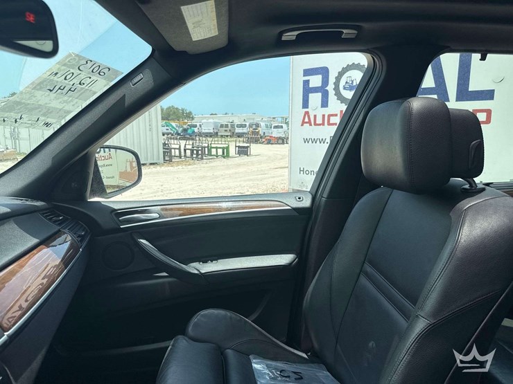 2013-bmw-x5-image-17