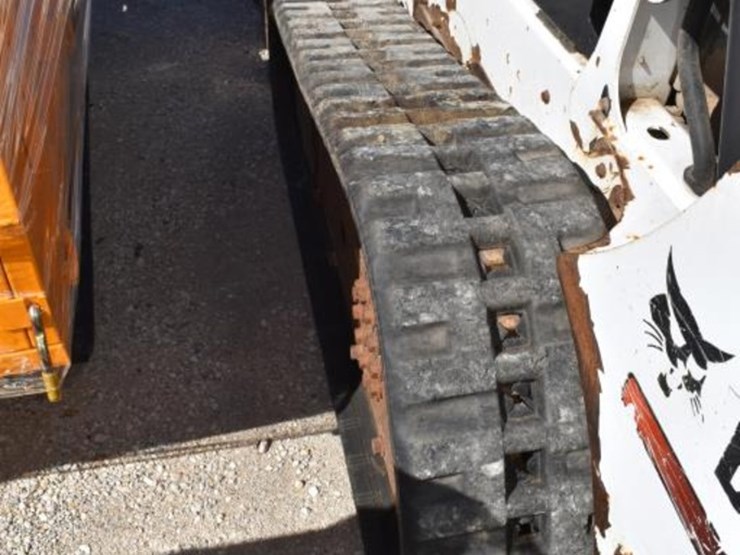 2013-bobcat-t590-image-6