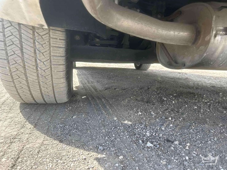 2015-gmc-terrain-suv-image-44