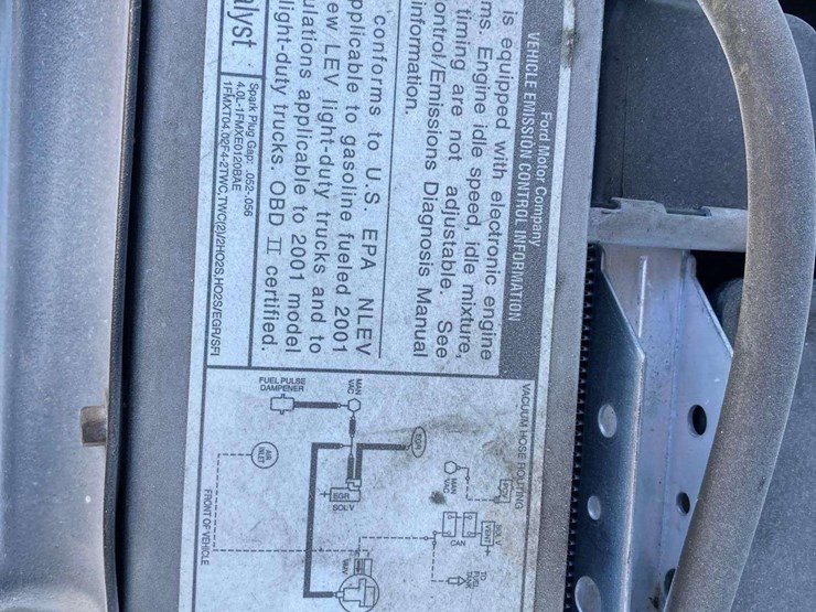 2004-ford-explorer-sport-trac-image-10