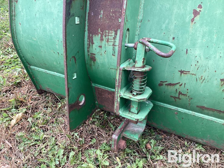 john-deere-72-image-18