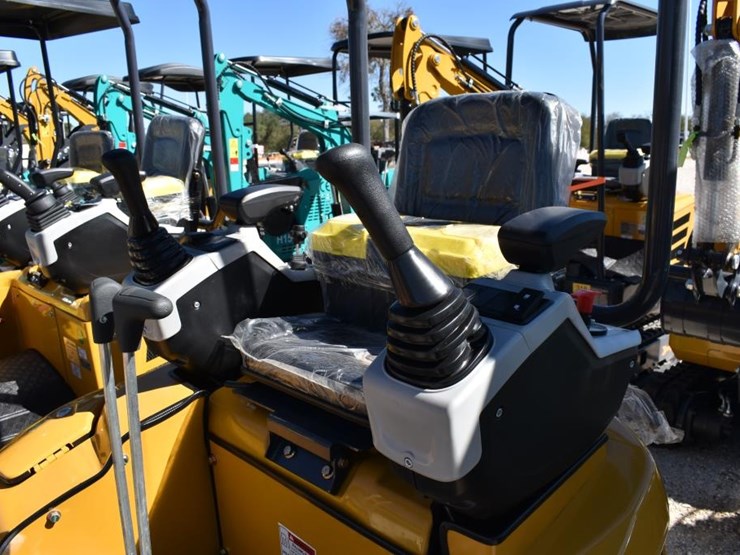 cfg-qk18r-mini-excavator-(serial-#-qk18r250904000007)-(k)-image-5