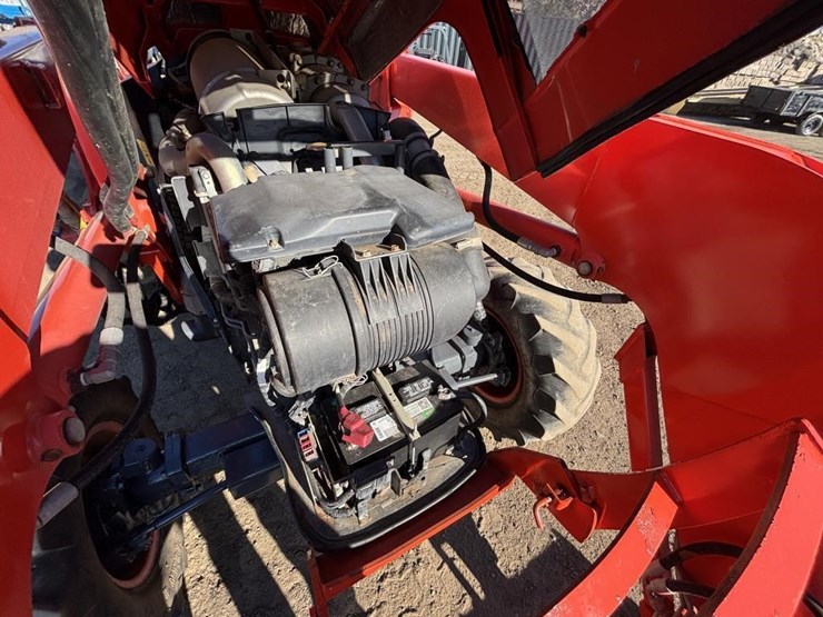 2018-kubota-m5-111d-image-42