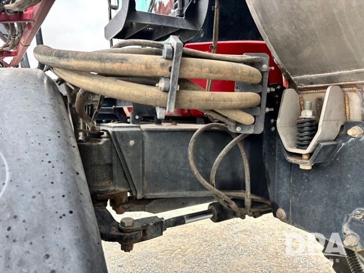 2019-case-ih-patriot-4440-image-32