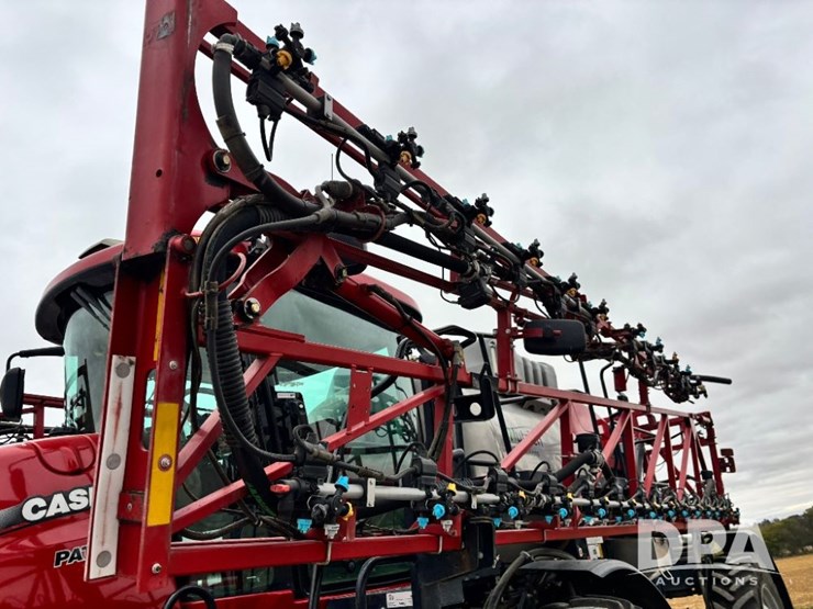 2019-case-ih-patriot-4440-image-77