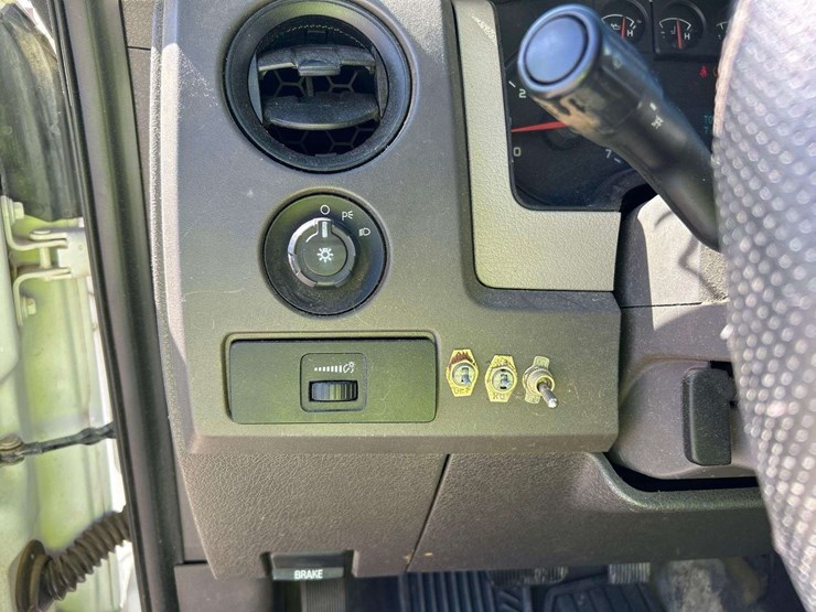 2010-ford-f150-image-15