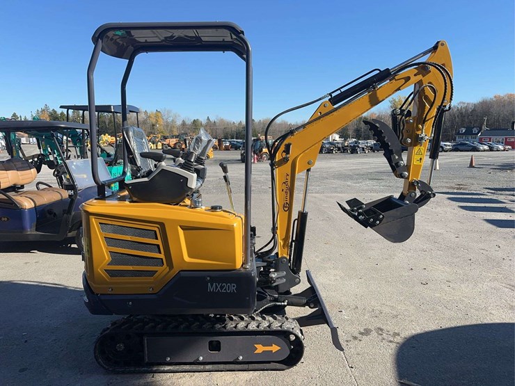 2025-cfg-mx20r-mini-excavator-image-4