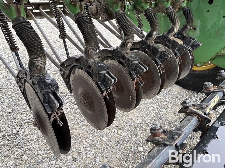 john-deere-8000-image-16