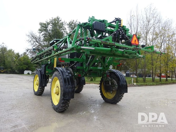 2017-john-deere-r4038-image-33