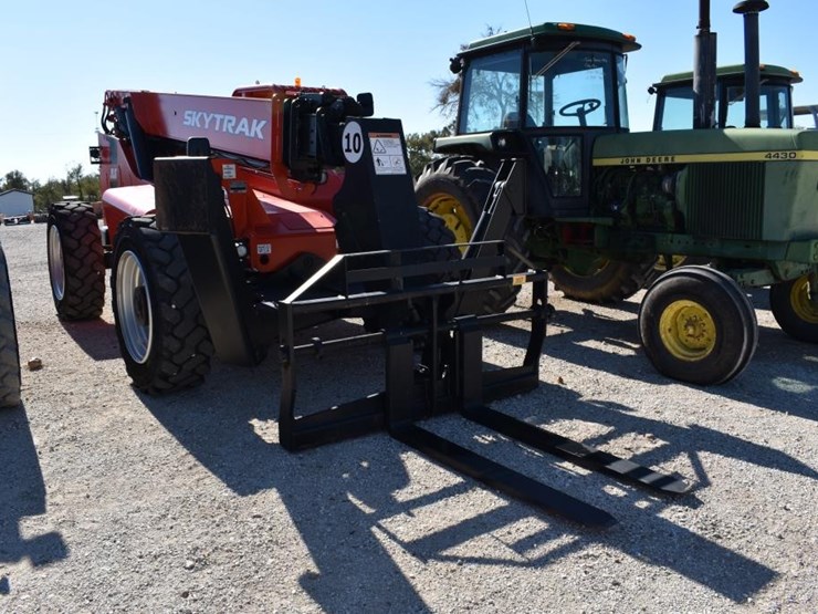 jlg-10054-forklift-(serial-#-0160080012)-(showing-appx-4,296-hours,-up-to-t-image-2