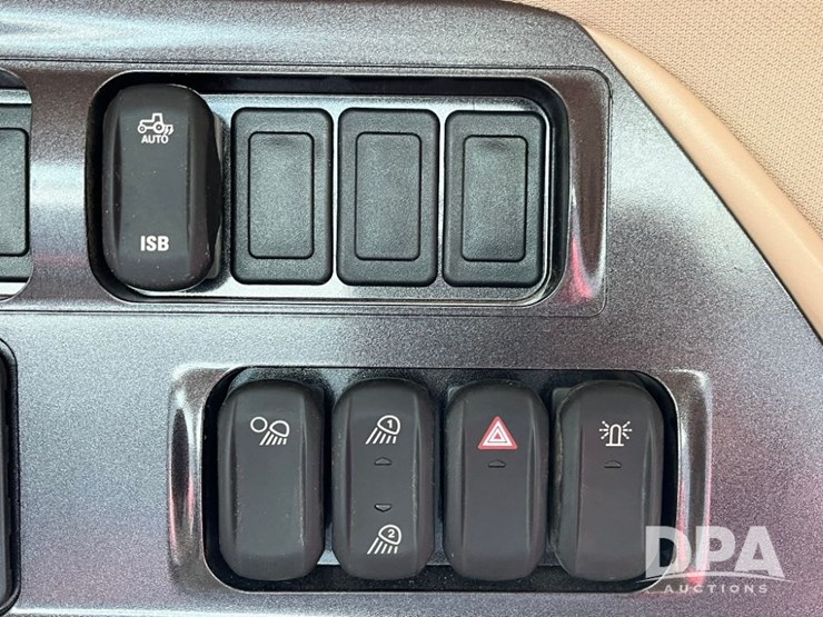 2025-case-ih-steiger-715-quadtrac-tractor-(jn3260)-image-100