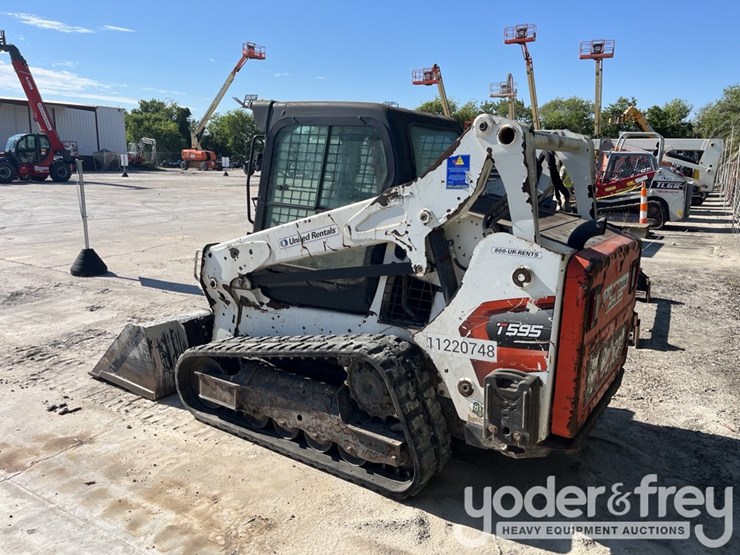 2021-bobcat-t595-image-1
