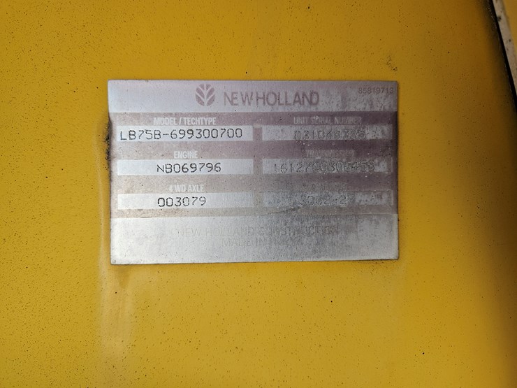 2004-new-holland-lb75b-image-23
