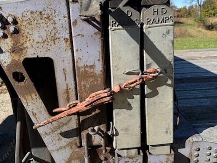 2008-fontaine-step-deck-image-25