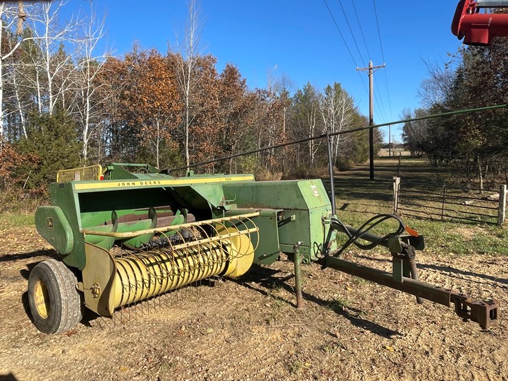 john-deere-336-image-2